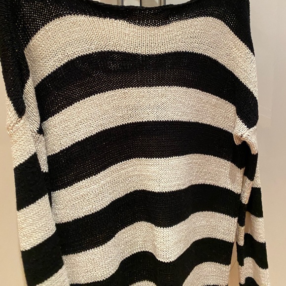Zara Knit - Picture 3 of 4